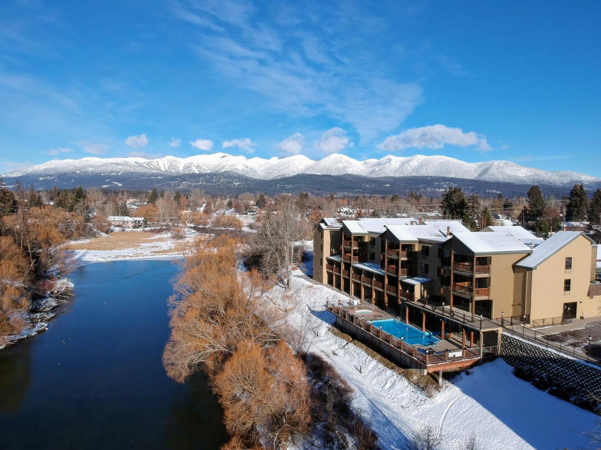 The Pine Lodge On Whitefish River, Ascend Hotel Collection Экстерьер фото