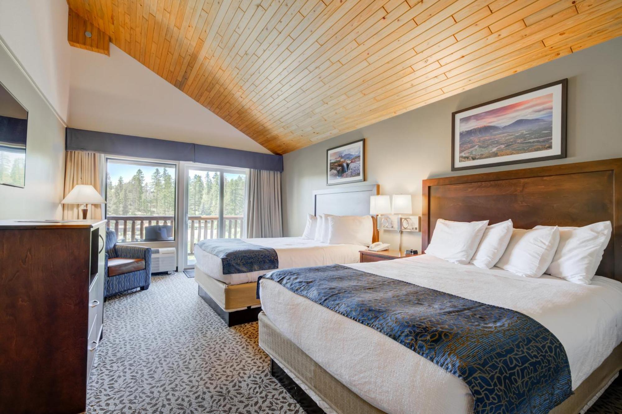 The Pine Lodge On Whitefish River, Ascend Hotel Collection Экстерьер фото