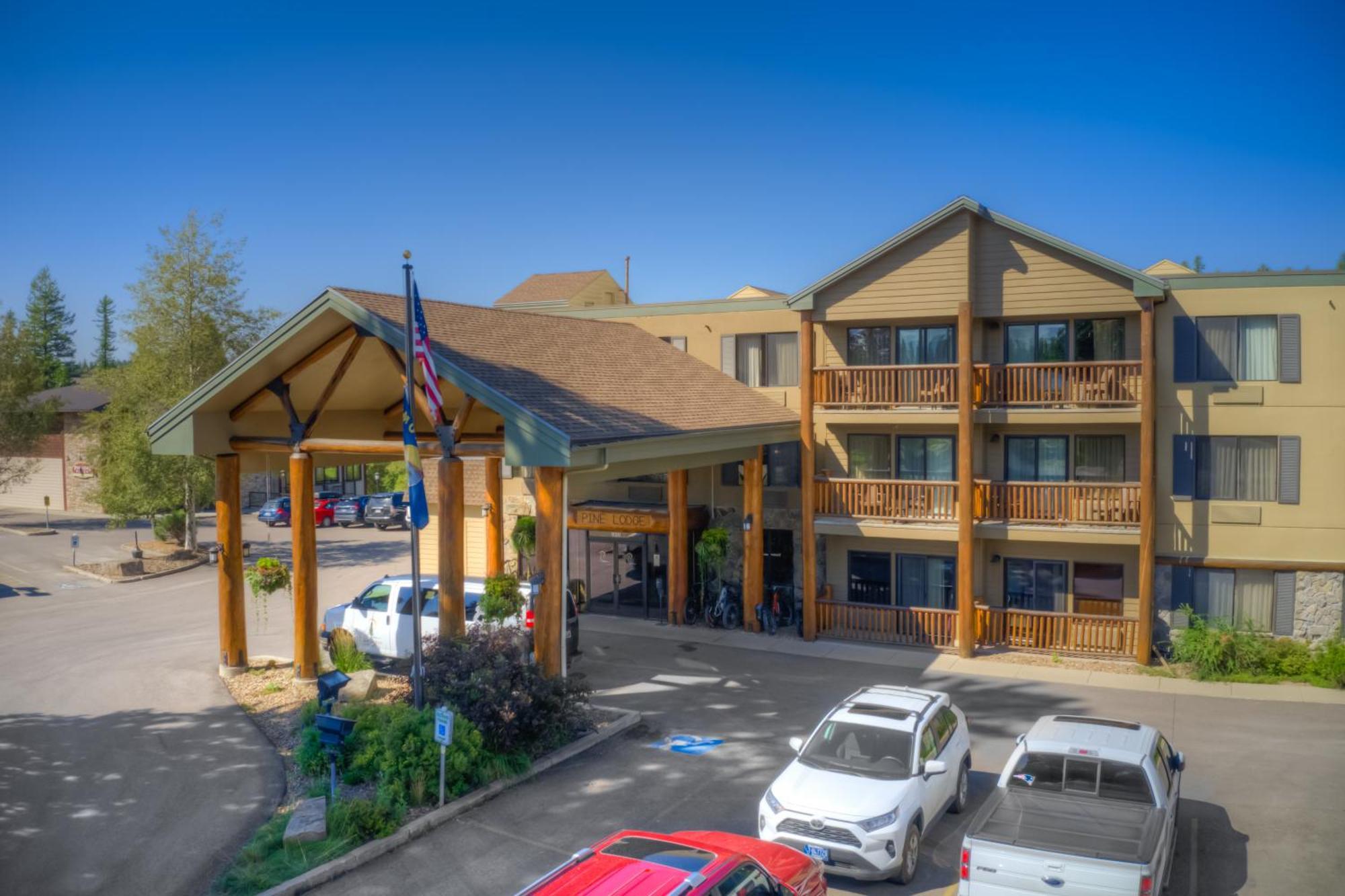 The Pine Lodge On Whitefish River, Ascend Hotel Collection Экстерьер фото